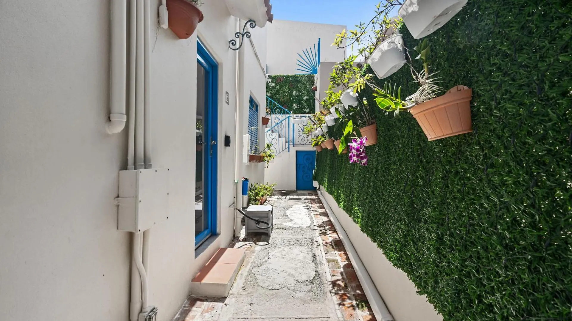 Cozy High-Ceiling Urban Studio Mm2 San Juan